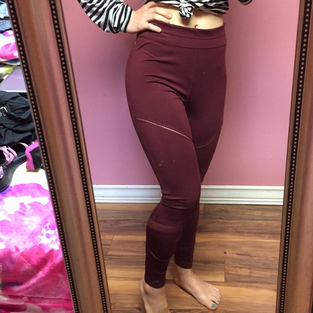 Fabletics leggings maroon